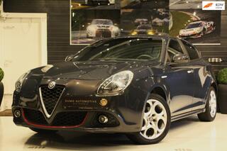 Alfa Romeo GIULIETTA 1.4 Turbo - 1e eigenaar - Dealer onderhouden - Stoelverwarming - Navi - PDC - Bluetooth