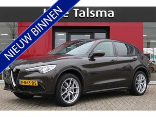 Alfa Romeo Stelvio 2.0 T AWD Super | Navigatie | Afneembare Trekhaak | 20" Lichtmetalen Velgen | Achteruitrijcamera