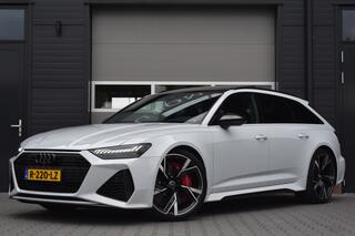 Audi RS6 Avant 600pk Dynamic Plus | Suzuka Grey | Panoramadak | B&O Advanced 3D | Keramisch | Optiekpakket Carbon | DRC RS-Sportonderstel Plus | 22'' Velgen | Garantie t/m 07-2025! |