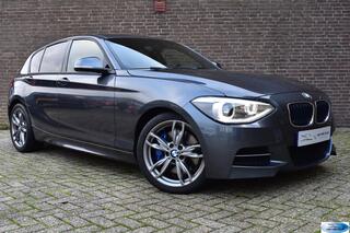 BMW 1-SERIE M135i xDrive High Executive Apple Carplay, Memory Stoelen, Keyless