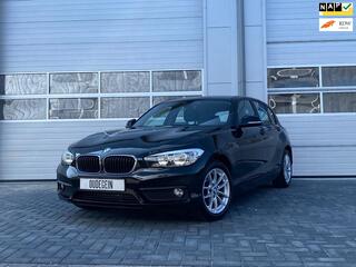 BMW 1-SERIE 118i / LED / Cruise / PDC / Stoelver /