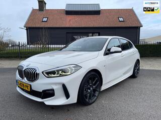 BMW 1-SERIE 118i High Executive Edition M-sport /Apple CarPlay /LEER /Led Xenon