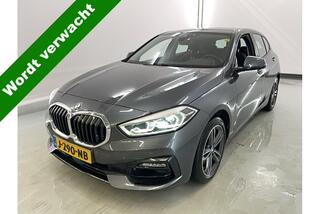 BMW 1-SERIE 118i Exec Sport-line edition NL AUTO | HALF LEDER | CARPLAY | VIRTUAL COCKPIT |  | SPORTSTOELEN |