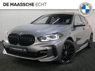 BMW 1-SERIE 120i High Executive M Sport Automaat / Panoramadak / M Sportstoelen / Adaptieve LED / Harman Kardon / Parking Assistant / Head-Up / Comfort Access