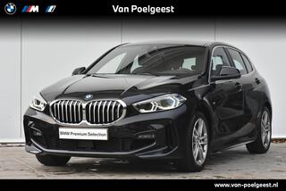BMW 1-SERIE 120i M-sport / Navigatie / Parkeersensoren voor en achter / LED koplampen