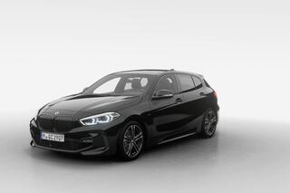 BMW 1-SERIE 118i | Model M Sport | Glazen panoramadak | Sportstoelen voor