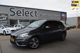 BMW 2-SERIE Active Tourer 218i High Executive SPORT pakket, leder, AUTOM., NAP, sfeerverlicht.