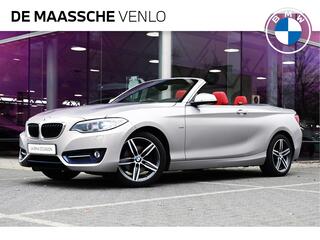 BMW 2-SERIE Cabrio 220i High Executive Sport Line Automaat / Achteruitrijcamera / Comfort Access / Navigatie Professional / Stoelverwarming / PDC achter