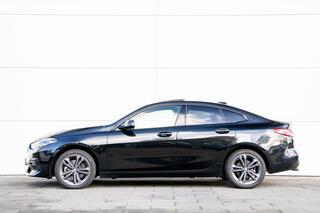 BMW 2-SERIE Gran Coupé 218i Business Edition Plus | Achteruitrijcamera | Head-Up Display | stuurwiel verwarmd