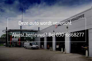 BMW 3-SERIE Touring 316i Business Sport Line Automaat | Pano./Schuifdak | Navigatie | Camera | Sportstoelen | Elek.Achterklep | Orig.NL Auto+NAP |