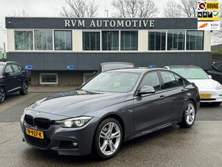BMW 3-SERIE 318i M Sport Edition | ORG. NL NAP KM | LEDER | CRUISE CONTROL |