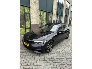 BMW 3-SERIE Touring 320d High Executive Edition