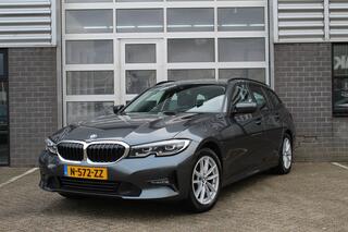 BMW 3-SERIE Touring 318i Business Edition / Carplay / Led / N.A.P.