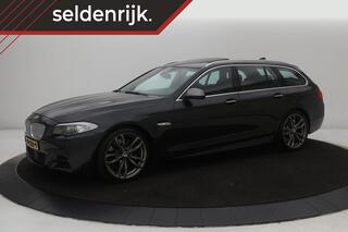 BMW 5-SERIE M550xd | Origineel NL | Panoramadak | Head-up | Adaptive cruise | Leder | Camera | Adaptive drive | Keyless | Navigatie | Stoelverwarming | Dodehoek detectie | Memory | Xenon