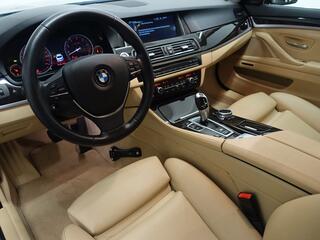BMW 5-SERIE 528i High Executive Individual Aut- Harman Kardon, Virtual Cockpit, Memory, Navi, Xenon Led, Clima