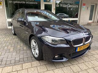 BMW 5-SERIE Touring 535xi AWD High Executive M Pakket Lederen bekl./Climate controle/Navi Full Map/ComfortStoelen met Memory en stoelverwarming/Achteruitrij Camera/Bi-Xenon
