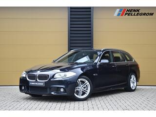 BMW 5-SERIE Touring 520i Executive * M sportpakket * Navigatie professional * PDC *