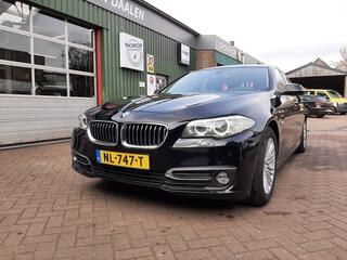 BMW 5-SERIE 520i Lux Ed Zwart leer