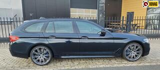 BMW 5-SERIE Touring 540i xDrive High Exe. pano NAP NL-auto