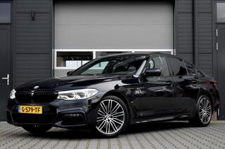 BMW 5-SERIE 530e High Executive M Sport | Panoramadak | Harman/Kardon | Camera | Comfortzetels + Memory | 19'' M-Velgen | NL-Auto |