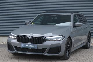 BMW 5-SERIE 520d | M-Pakket - LIVE COCKPIT - PANO
