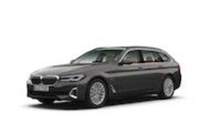 BMW 5-SERIE Touring 530e Business Edition Plus Luxury Line - Panoramadak - Comfort Access - Laserlight - Driving Assistant Pro - Comfortstoelen - Stoelverwarming Achter