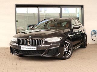 BMW 5-SERIE Touring 520i Business Edition Plus