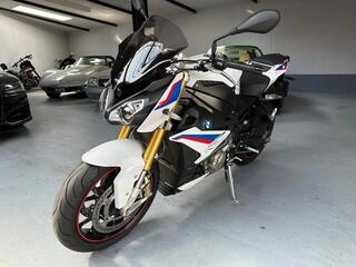 BMW Nake bike S 1000 R