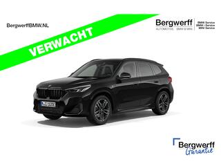 BMW X1 30e xDrive M-Sport - Camera - Stoelverwarming - Getint Glas - Sportstoelen