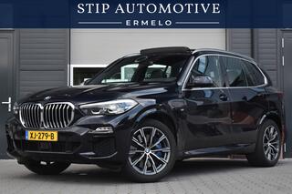 BMW X5 xDrive40i High Executive M Sport | NL-Auto | Panoramadak | Harman/Kardon | Camera | Luchtvering |