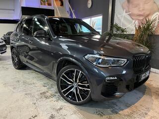 BMW X5 XDrive40i High Executive, 4wiel sturing, stoelkoeling, luchtvering,panodak,2 jaar bmw garantie, laser LED