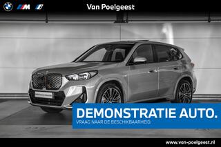 BMW iX1 eDrive20 67 kWh | M Sportpakket | Glazen panoramadak