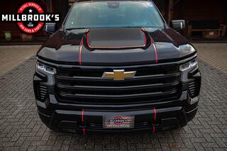 Chevrolet SILVERADO USA High Country Black Edition Striping 6.2 V8 420 PK Full options!!