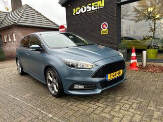 Ford FOCUS 2.0 ST-3