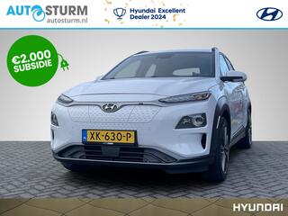 Hyundai Kona EV Premium 64 kWh *SUBSIDIE MOGELIJK* | Head-Up Display | Navigatie | Camera | Leder | Adapt. Cruise Control | Stuur- + Stoelverwarming | Rijklaarprijs!