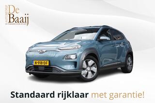 Hyundai Kona EV Premium 64 kWh | Excl. ¤2.000,- subsidie (SEPP) | Schuif- kanteldak | HUD | Stuur- stoelverwarming |
