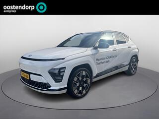 Hyundai Kona Electric Premium 65,4 kWh | Demostratie auto | lederen bekleding | Bose Premium-audiosysteem | Stoelverwarming | Stuurwiel verwarming |