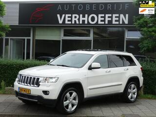 Jeep GRAND CHEROKEE 3.0 CRD Limited - AUTOMAAT - PANORAMA - LUCHTVERING - LEDER - NAVIGATIE - CAMERA