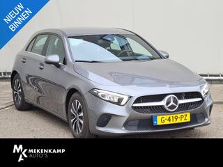 Mercedes-Benz A-KLASSE 180 Business Solution Full Widescreen/Full LED/Apple Carplay & Android Auto/Camera/Parkeerassistent/Stoelverwarming