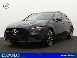 Mercedes-Benz A-KLASSE 250 e Luxury Line | Panoramaschuifdak | Sierdelen openporig lindehout zwart | Warmtewerend, donkergetint glas achterin |