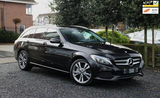 Mercedes-Benz C-KLASSE Estate 350 e NL-Auto | Half leer | Camera | Luchtvering |