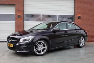 Mercedes-Benz CLA-KLASSE 180 Edition 1 AMG 18 inch Velgen - Xenon - Camera - Half leder