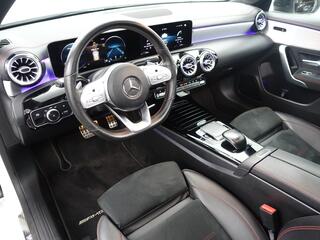 Mercedes-Benz CLA-KLASSE 180 AMG Night Edition Aut- Panodak, Sfeerverlichting, Camera, Xenon Led, Sport Leder