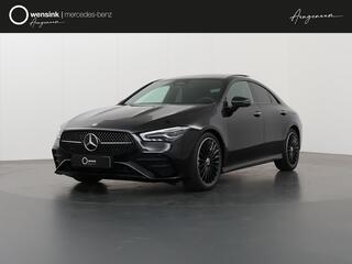 Mercedes-Benz CLA-KLASSE 180 AMG Line | Panoramadak | Sfeerverlichting | Stoelverwarming | Parkeercamera |