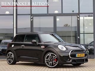 Mini John Cooper Works 2.0 Chili 232PK *PANO*AUTOM.*NAVI*JCW*