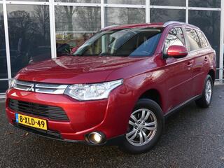 Mitsubishi OUTLANDER 2.0 Business Edition | AUTOMAAT | 7 persoons | Trekhaak | Camera
