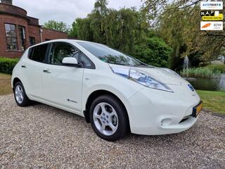 Nissan LEAF Base 24 kWh NL-auto (thuis lader)