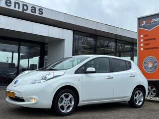 Nissan LEAF Acenta 24 kWh Na aankoop 2000,- Euro subsidie!