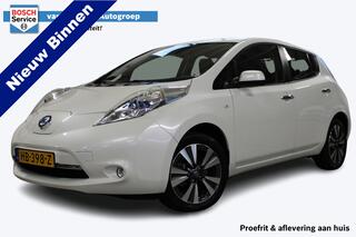 Nissan LEAF Tekna 24 kWh | 360° camera | Achteruitrijcamera | Cruise | Stoelverwarming voor + achter | Keyless entry | Bose geluidssysteem | Navi |