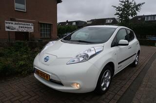 Nissan LEAF Acenta 30 kWh|NAVIGATIE|CAMERA|STUURVERWARMING|ZONNEPANEEL|ORIGINEEL NEDERLANDS